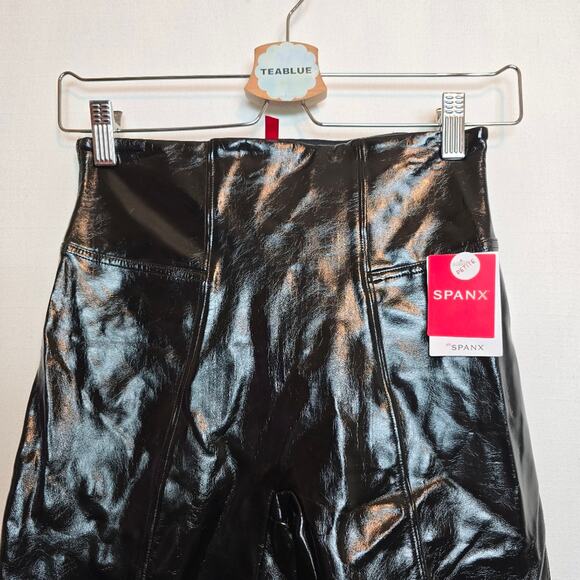 SPANX SP Faux Patent / Faux Leather Shaping Leggings — Classic Black, Size SP - Picture 10 of 14
